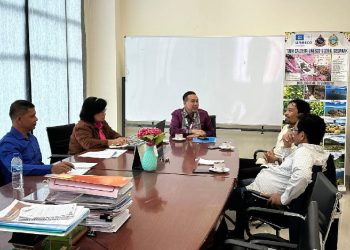 General Manager TCUGGp Dr. Azizul Kholis memimpin rapat perdana akselerasi program kerja Jumat (24/1/2025).