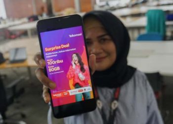 Telkomsel kembali menghadirkan penawaran spesial bagi pelanggan Telkomsel Prabayar melalui program Surprise Deal. Dalam program ini, pelanggan dapat menikmati paket internet dengan jumlah kuota besar hingga 80GB hanya dengan harga Rp100 ribu. Penawaran ini berlaku dari tanggal 17-19 Februari 2025.