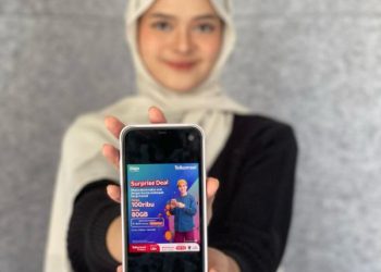 Menyambut Idulfitri 2025, Telkomsel menghadirkan program spesial "Surprise Deal Spesial Idulfitri" sebagai bentuk apresiasi kepada pelanggan setia. Melalui program ini, pelanggan dapat memperoleh kuota internet sebesar 80GB dengan harga spesial Rp100.000
