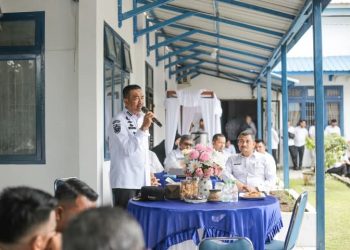 Bupati Madina Saifullah motivasi kepala desa.