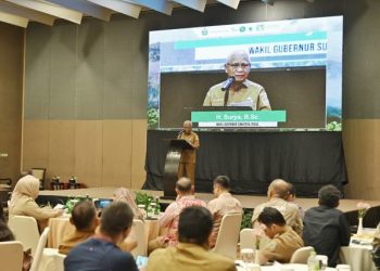 Wakil Gubernur Sumut, Surya menghadiri Dialog Para Pihak dan Sosialisasi Kelompok Kerja Perlindungan dan Pengelolaan Terpadu Ekosistem Batangtoru di Hotel Santika Premiere Dyandra Hotel & Convention Jalan Kapten Maulana Lubis Nomor 7 Medan, Selasa (24/6/2025). Foto/Diskominfo Sumut
