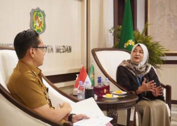 Rico Waas saat menerima kunjungan perwakilan United Nations High Commissioner for Refugees (UNHCR) dan International Organization for Migration (IOM) di Balai Kota Medan, Senin (15/9/2025).