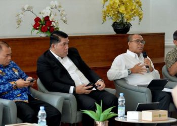Pemerintah Provinsi Sumatera Utara (Sumut) melalui sejumlah Organisasi Perangkat Daerah Provinsi Sumut melakukan Konferensi Pers di Anjungan Dekranasda Kantor Gubernur Sumut Jalan Diponegoro Kota Medan, Rabu (17/9/2025). Hal tersebut dilakukan terkait Sumut yang telah meraih predikat Universal Health Coverage (UHC). Foto/Diskominfo Sumut